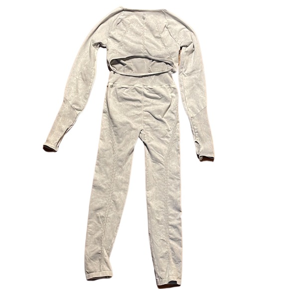 Free People Onesie with Logo! Good Karma Onesie Ice Grey XS/S Brand New - Picture 3 of 5
